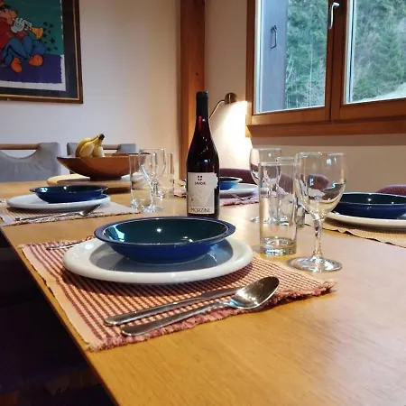 8 Person With Hot Tub In Portes Du Soleil Chalet *